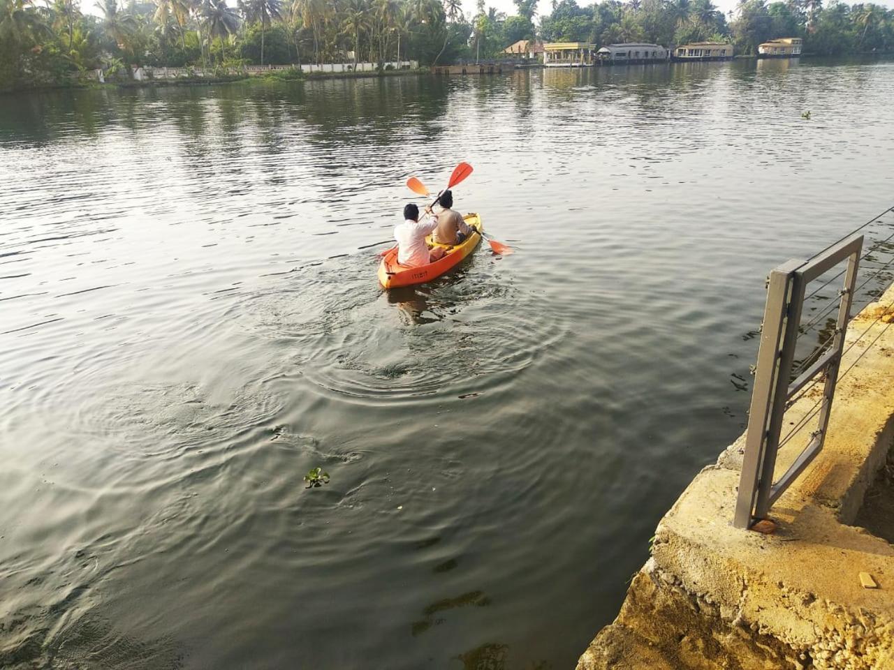 Water'S Edge Villas Alappuzha Εξωτερικό φωτογραφία